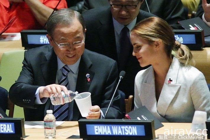 「艾瑪華森」擔任《聯合國親善大使》的女權演說，讓所有人都起立鼓掌！