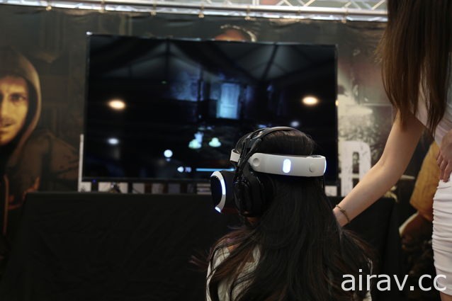 《惡靈古堡 7：生化危機》玩家 VR 體驗活動地下街起跑 小嫻到場試玩 VR Demo