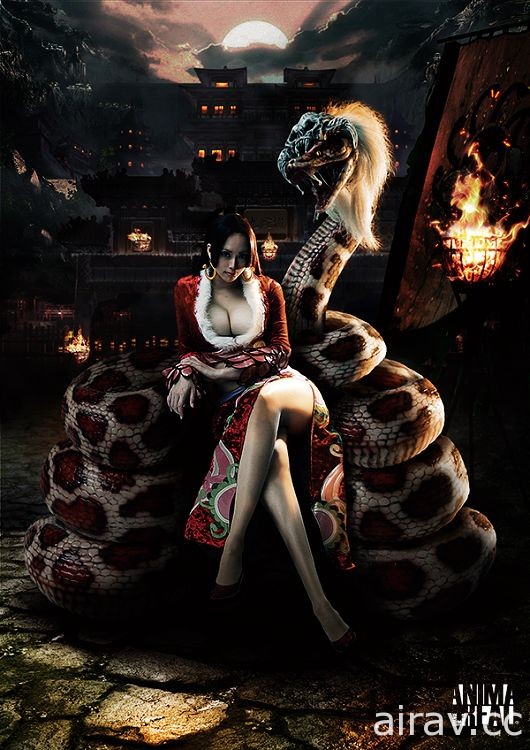 正宗日本蛇姬，性感Coser《妃麗美》大尺度還原女帝風采！