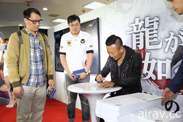 《人中之龍 6》台灣發售紀念活動 名越總監督及台日混血模特兒 SORA 登台與玩家相見歡