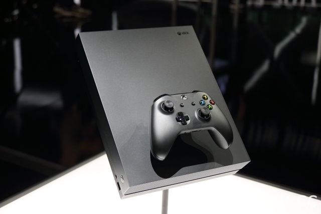 【E3 17】Xbox One X 展现 4K 超高画质实力 结合 Window 10 打造无接缝游戏体验