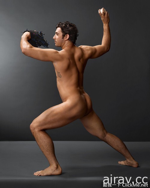 力與美的『裸體』照系列，運動選手不管男女一律脫光！