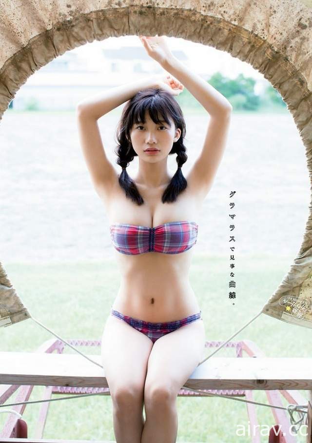 《真人版峰不二子》小仓优香是今夏性感的周刊封面女郎