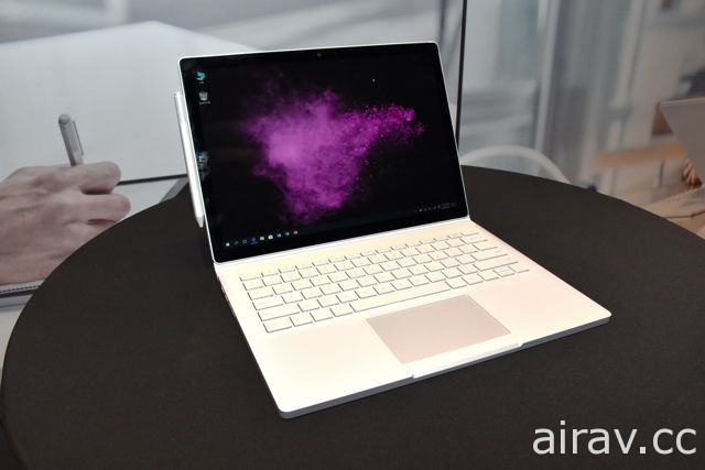 Surface Book 2 宣布 9 日在台上市 專業桌上型電腦 Surface Studio 也將在台推出