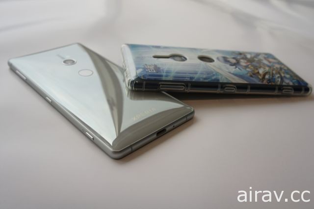 Sony 旗艦手機 Xperia XZ2 與《白貓Project》合作 推出限定手機背蓋與行動電源