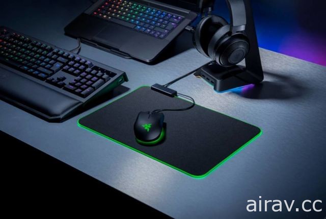 Razer 宣布推出 Razer Chroma 入門系列滑鼠「ABYSSUS ESSENTIAL」