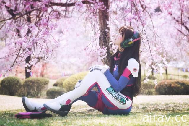 韓國超人氣模特兒《Yurisa》Cosplay D.Va 起來也是美到給人不真實的夢幻感啊