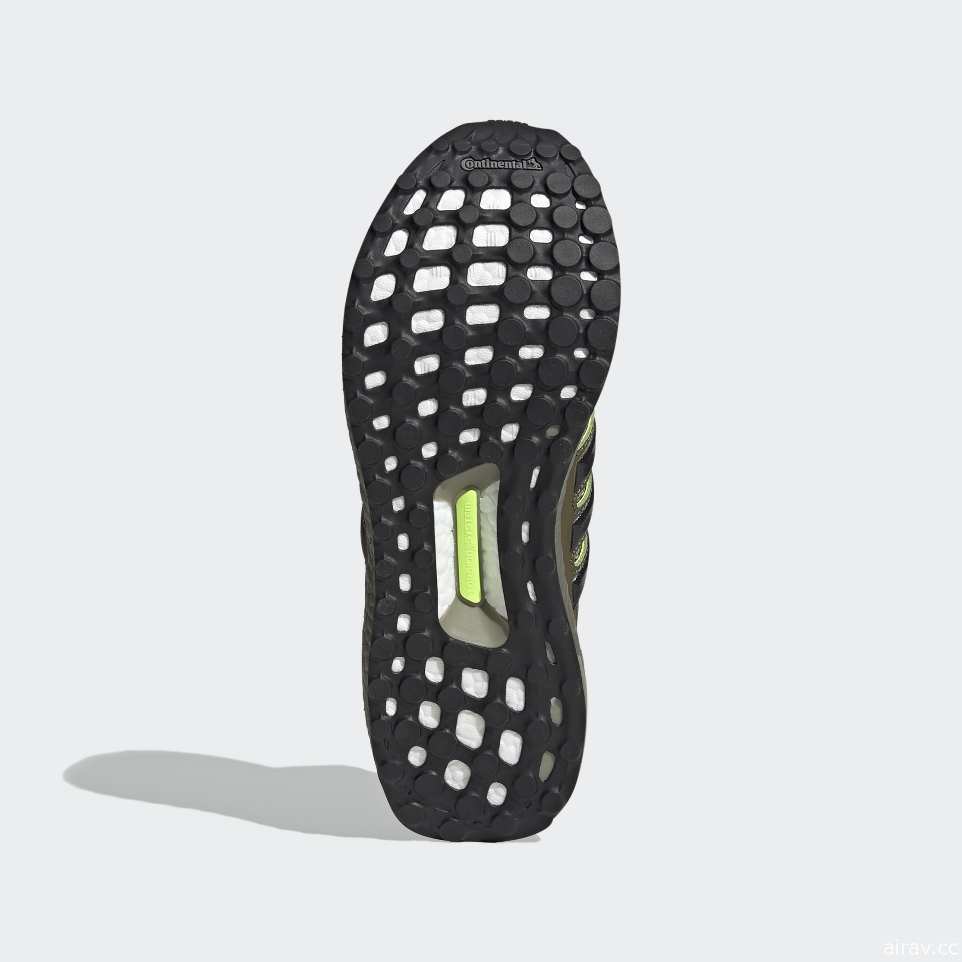 adidas《星际大战》推出全新联名系列 借由 Ultraboost DNA 致敬经典角色