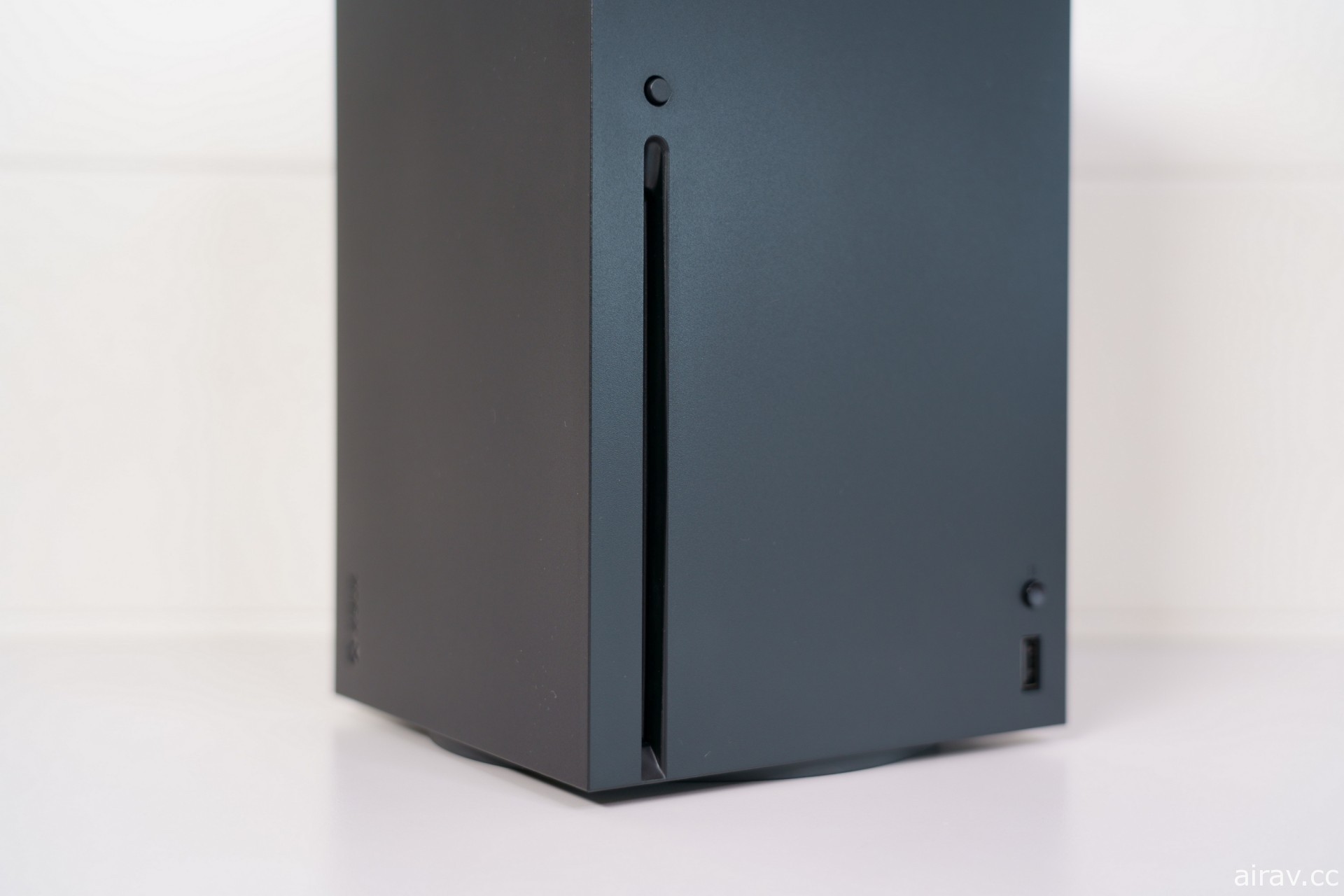 Xbox Series X | S 「展示用模型」 一手開箱！ 一窺雙版本次世代主機造型尺寸奧秘