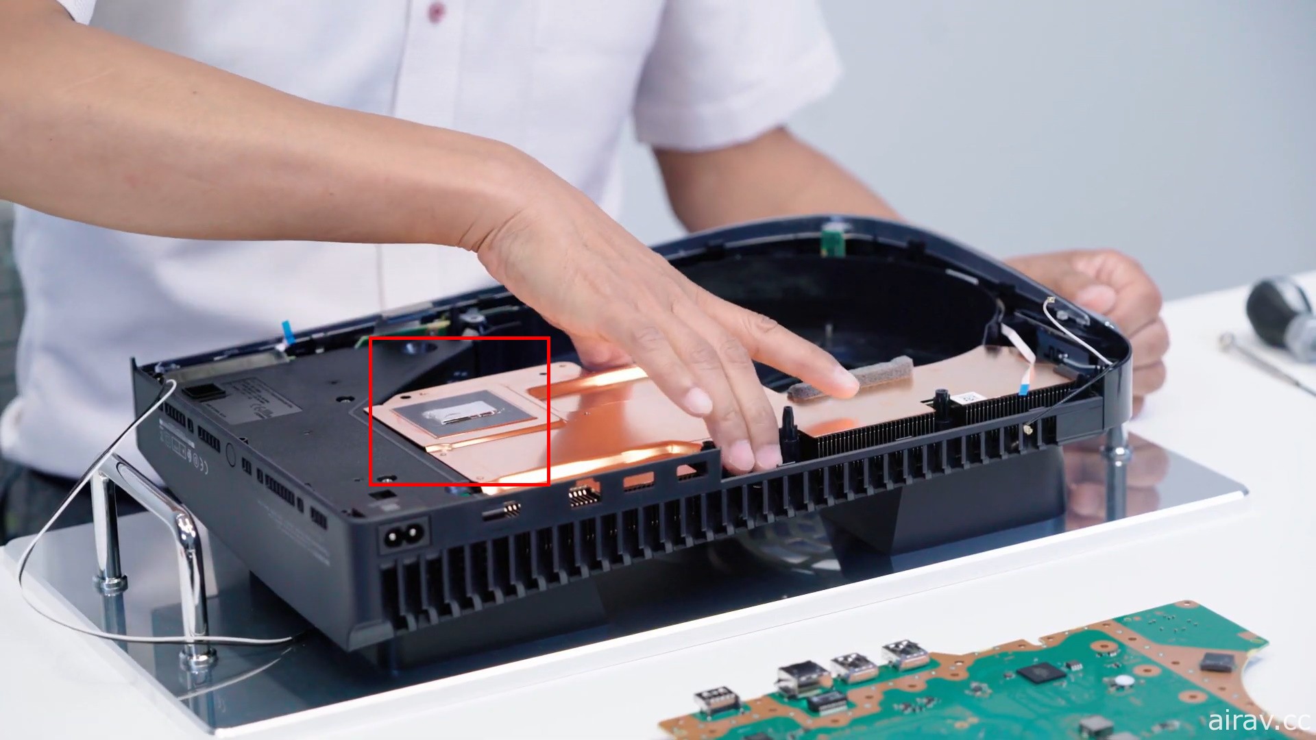 SIE 硬件设计主管透露 PS5 内部设计秘辛 导入液态金属材质降低整体散热成本