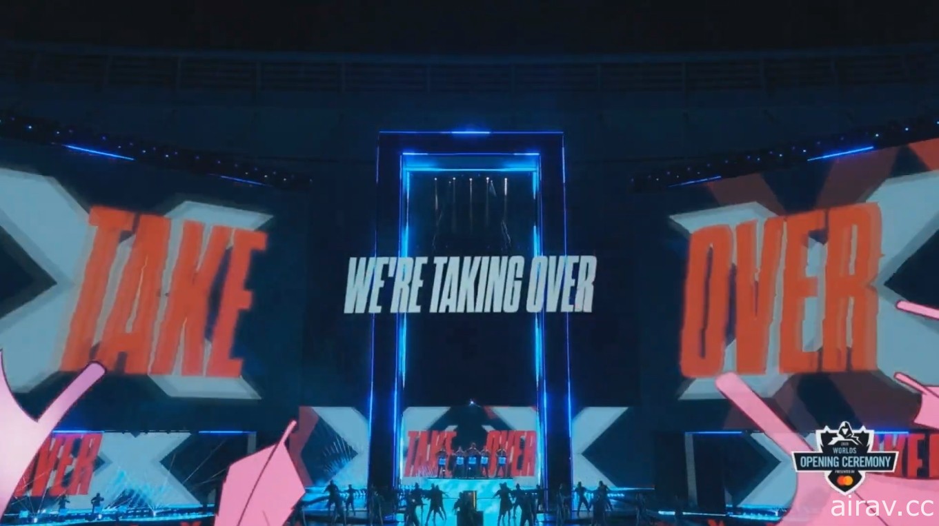 《英雄聯盟》2020 世界大賽總決賽正式開戰 歌手劉柏辛登台與 K/DA 共同揭開賽事序幕