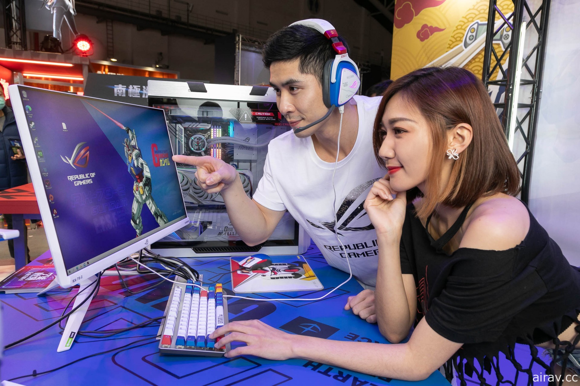 【TpGS 21】ROG 台北電玩展攤位打造鋼彈區 主題水冷改裝機與聯名新品現場亮相