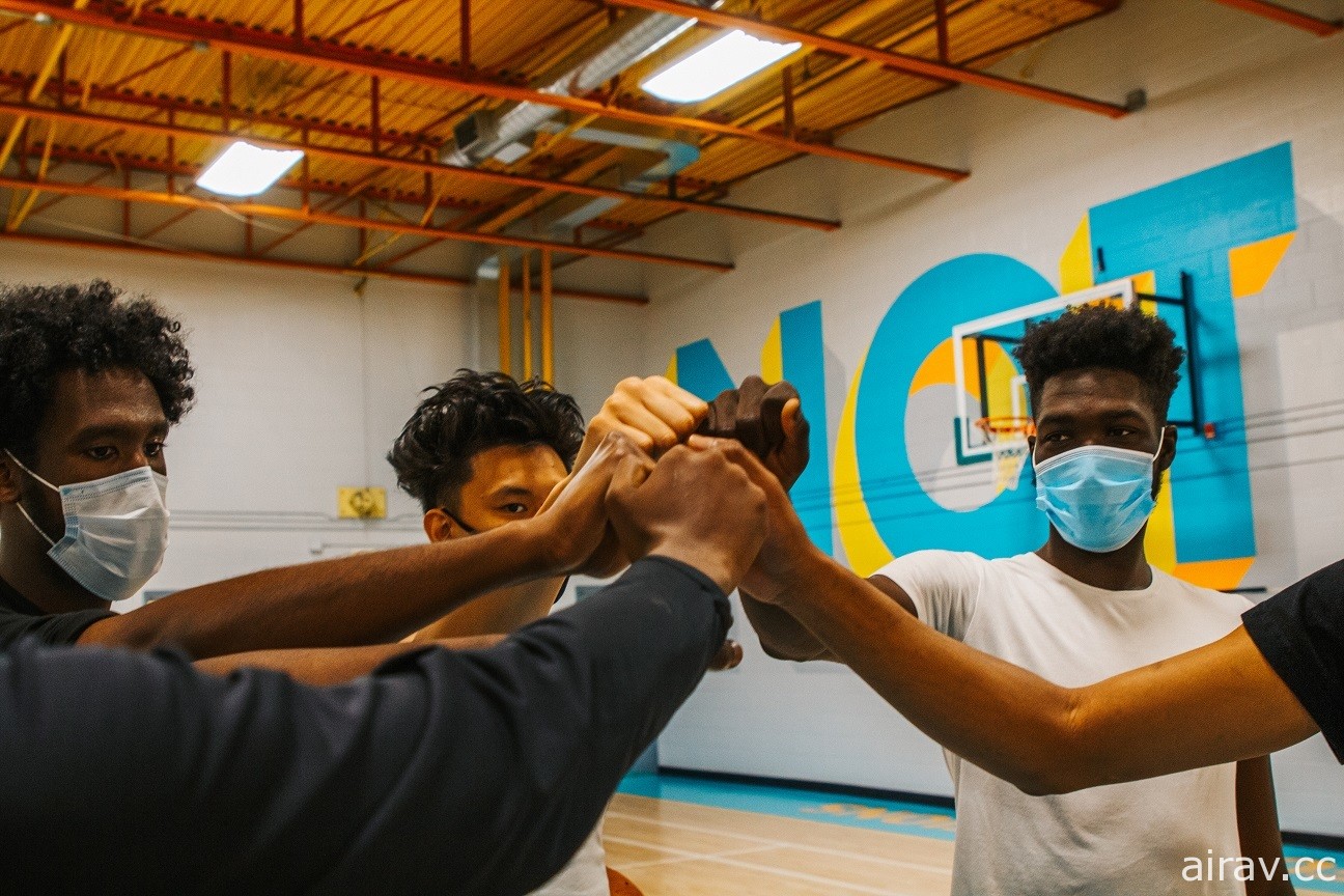 2K 基金会与艺术家 The Weeknd 和 NAV 共同翻新整修多伦多劳伦斯高地篮球场