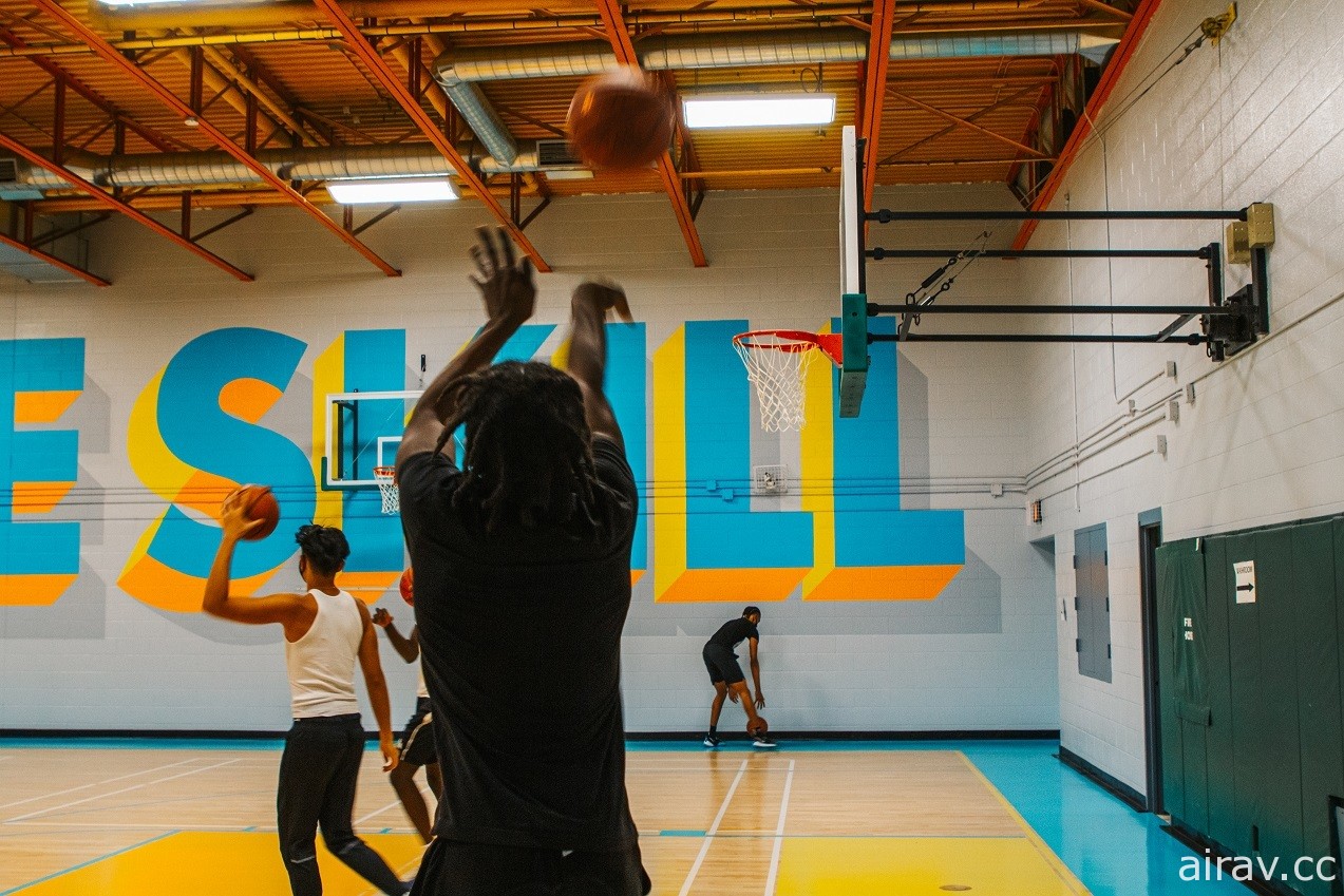 2K 基金会与艺术家 The Weeknd 和 NAV 共同翻新整修多伦多劳伦斯高地篮球场