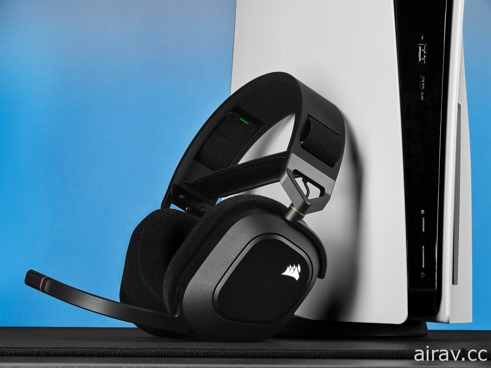 CORSAIR 推出新款 HS80 RGB 无线电竞耳机 可支援 PS4 / PS5