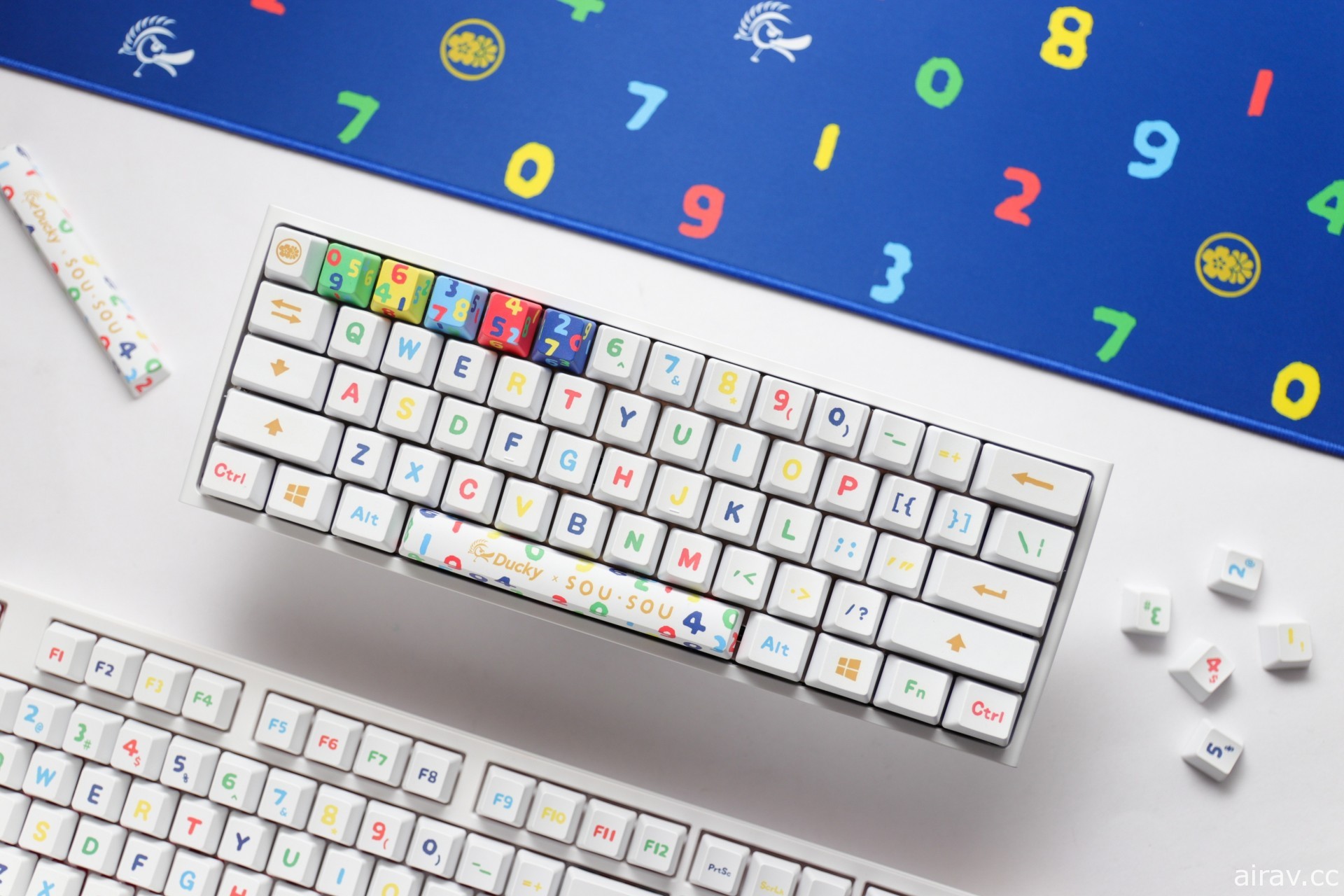 Ducky 与 SOU．SOU 推出限定联名款键盘 以十数图腾作为设计发想