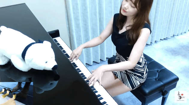 日正妹鋼琴樂手《月野アイラ Aira Piano》喜歡動漫肯cos還會彈琴~這樣的女孩我喜歡❤