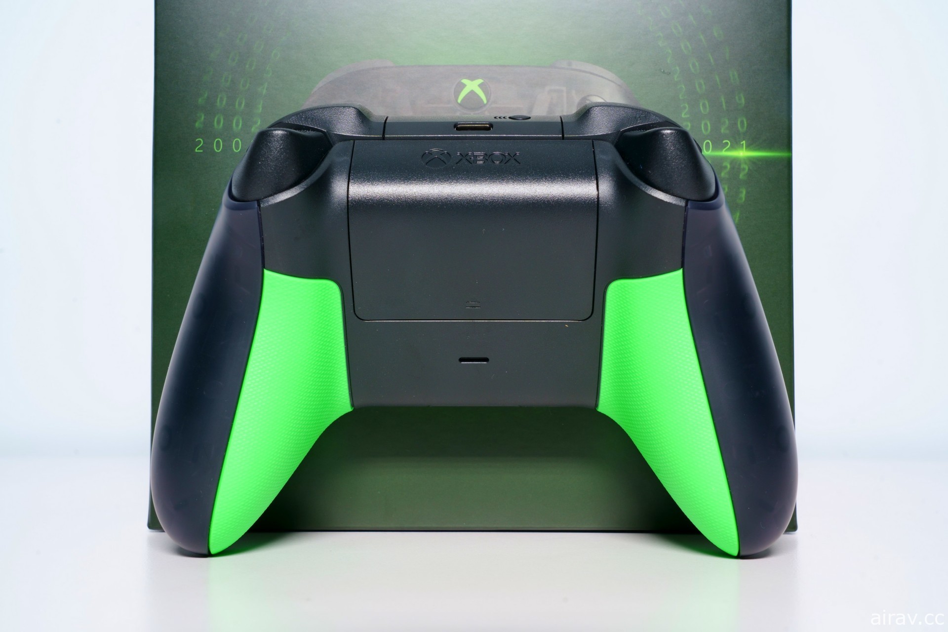 手把大廠最新力作！ Xbox 無線控制器 FH5 限量版與 20 周年特別版開箱