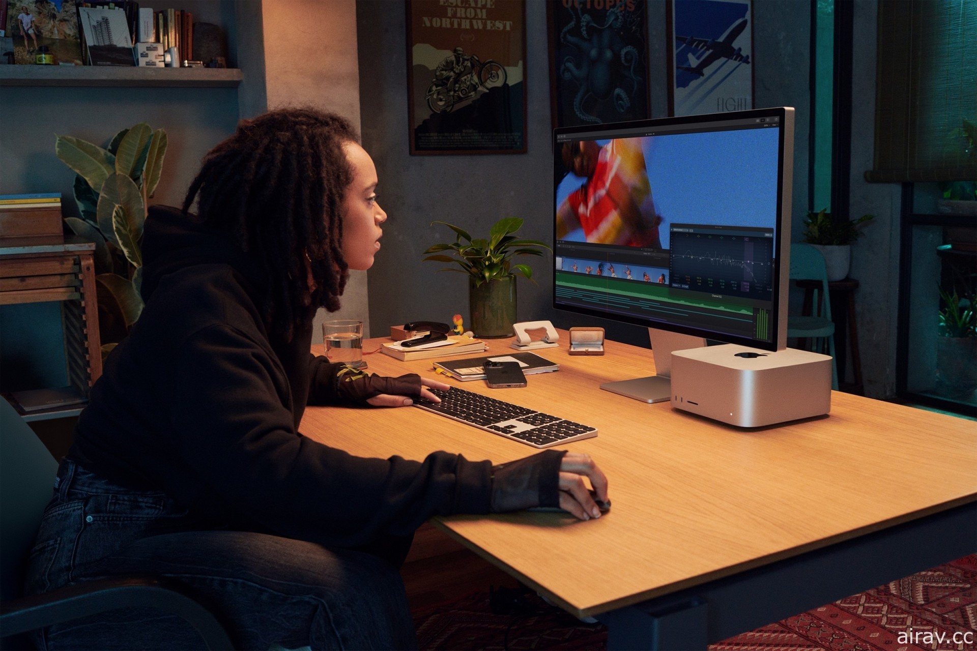 蘋果推出全新 Mac Studio 和 Studio Display 搭載 M1 Max 和全新 M1 Ultra 晶片